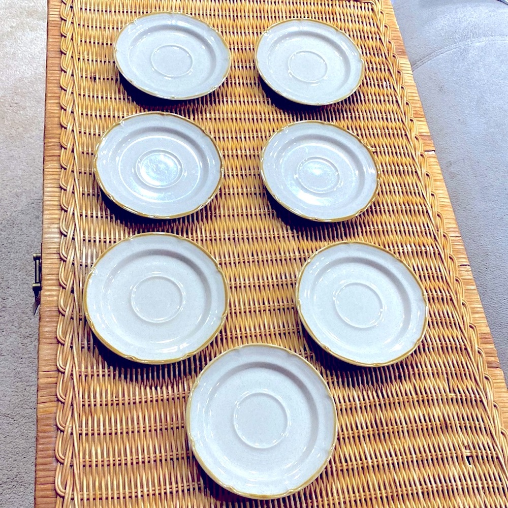 Vintage Set of 7 “The Classics” Stoneware Saucers by Hearthside Dessert Plate 6"